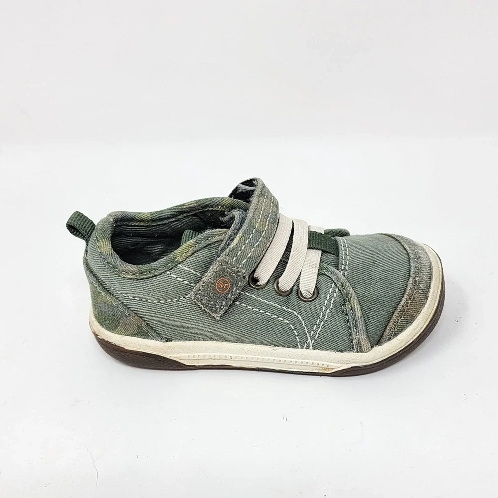Stride Rite Toddler Boy's 5.5 Canvas Green Hook and Loop Closure